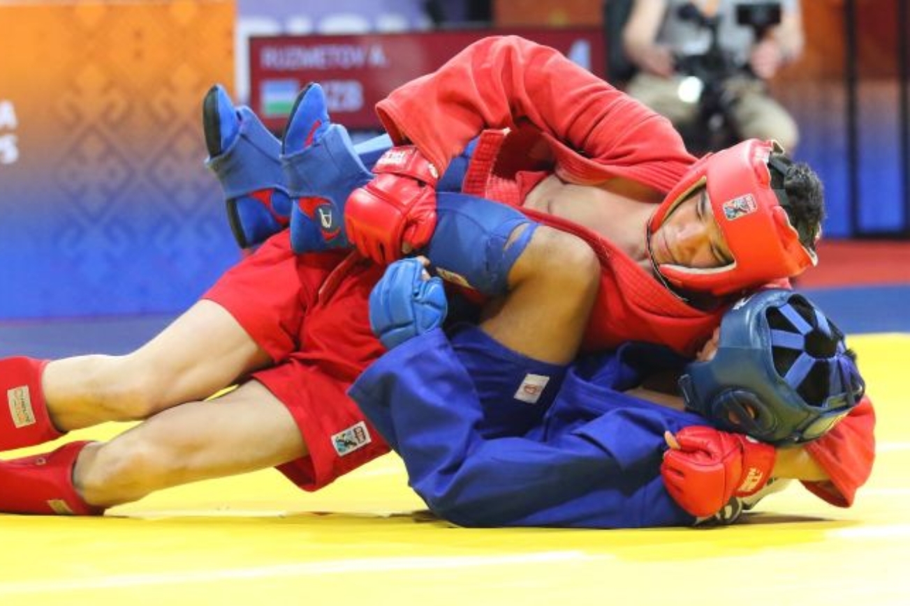 Novino bags silver, puts up brave fight against world medalist in Asia-Oceania Sambo Championships